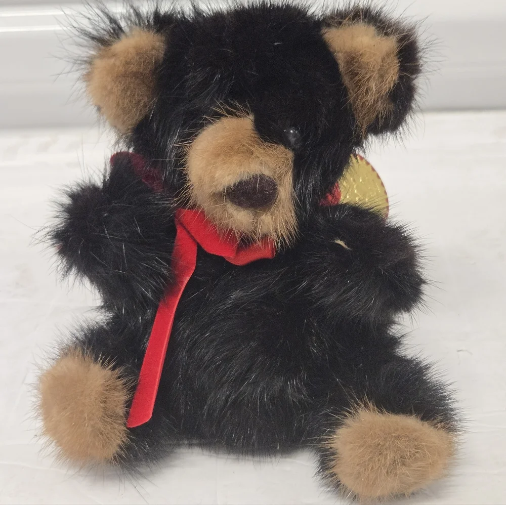 Vintage Colletible Rare Bear 1982 Third Generation Genuine Mink‎ Bear